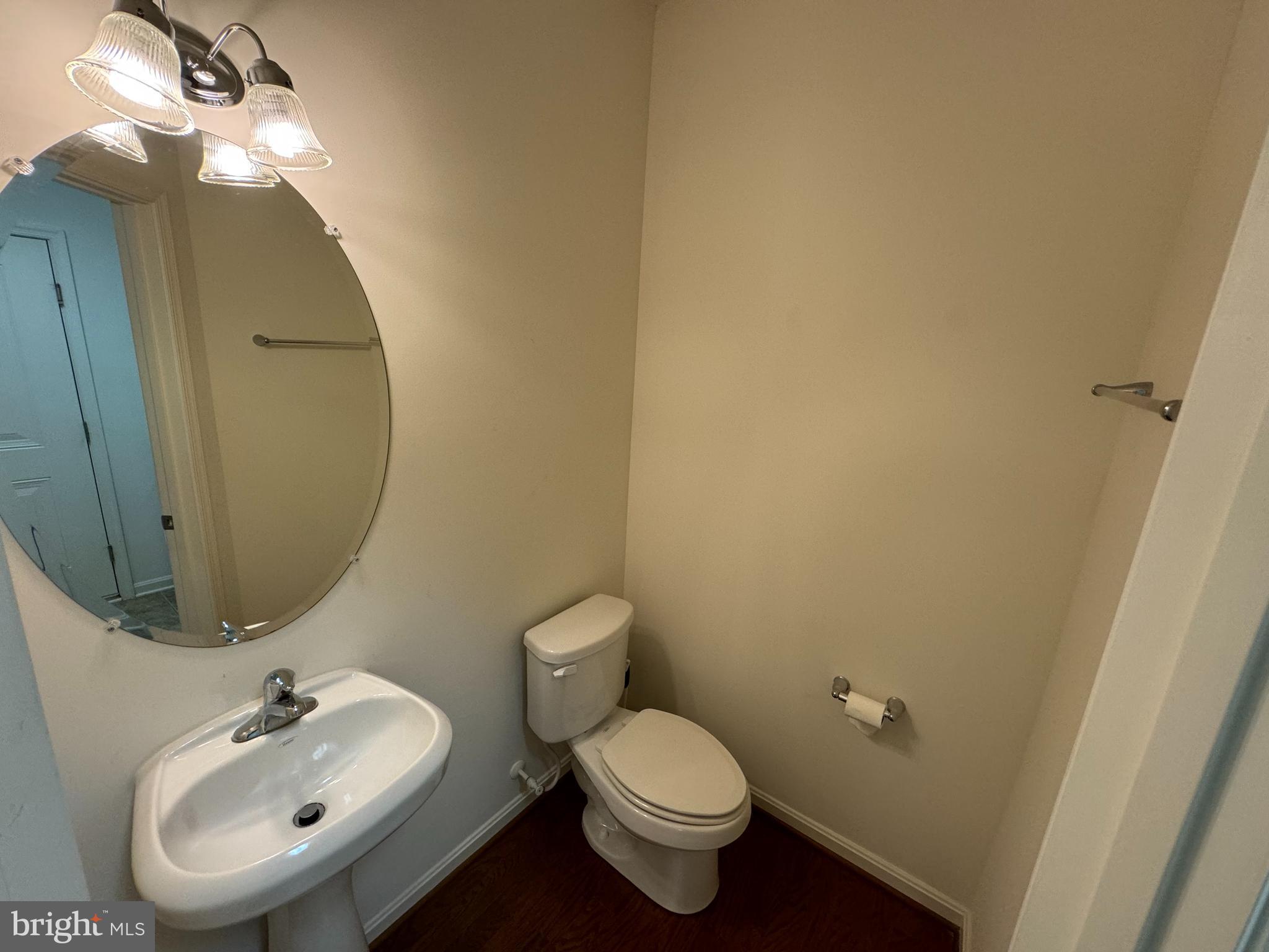 OLD TRAILS - Residential Lease