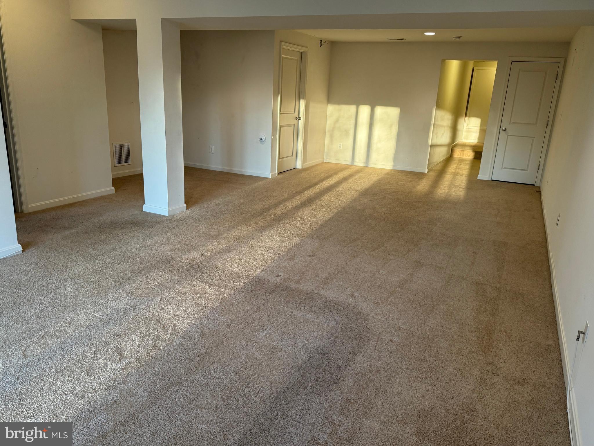 OLD TRAILS - Residential Lease