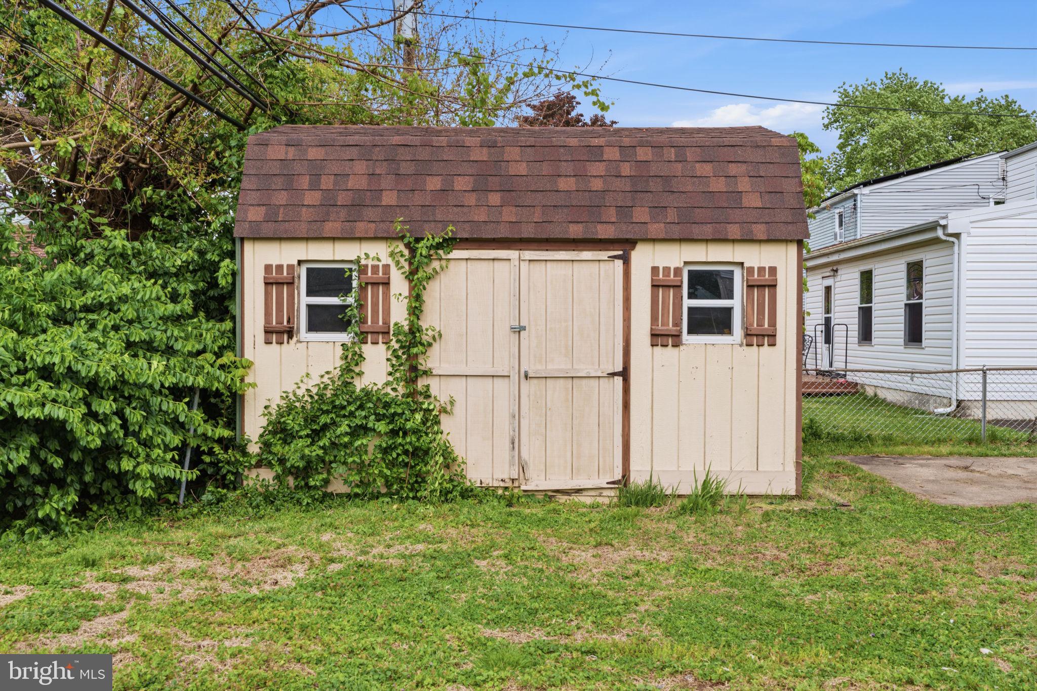 BELARDLY - Residential