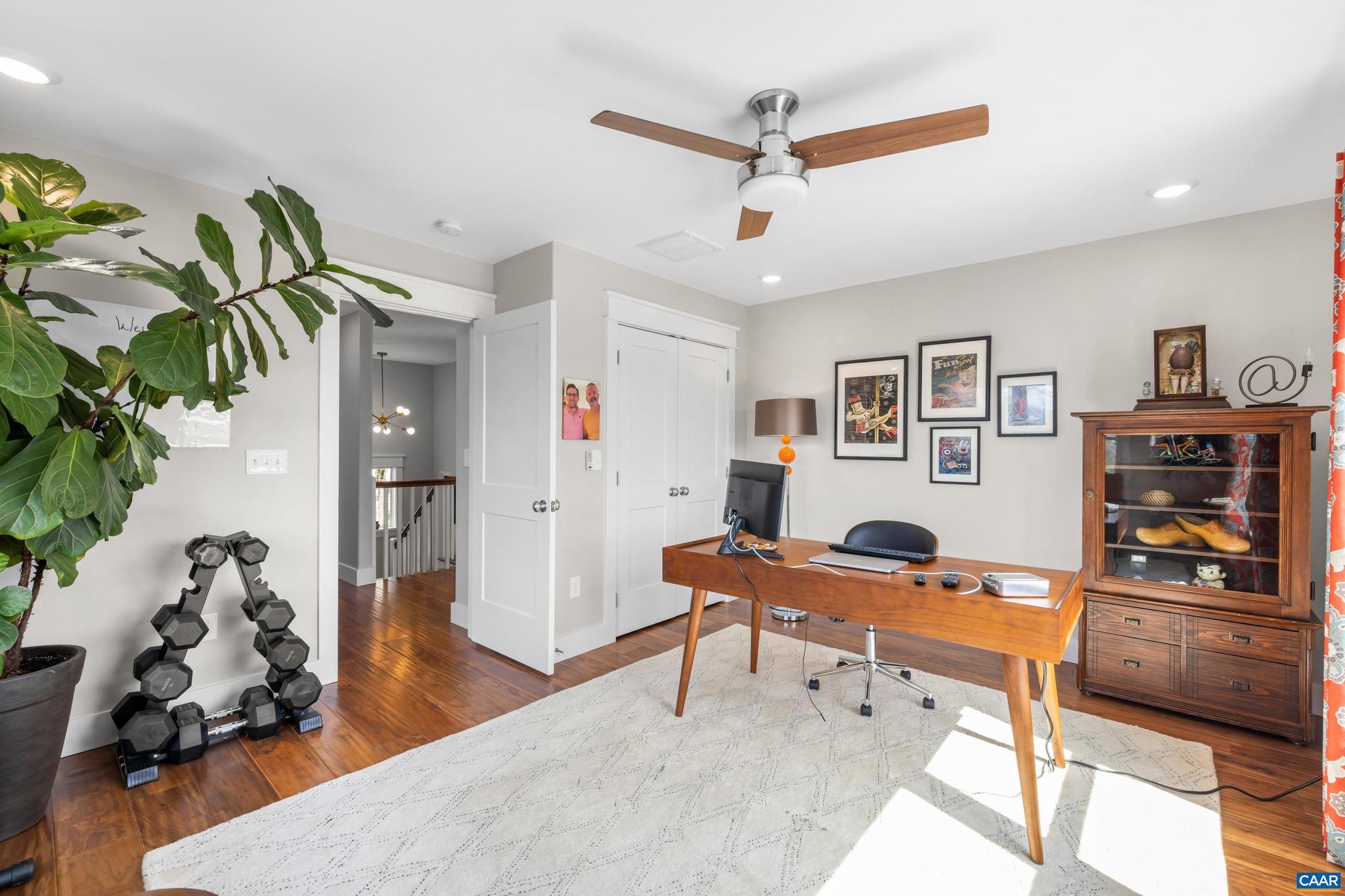 SILVER CREEK - Residential