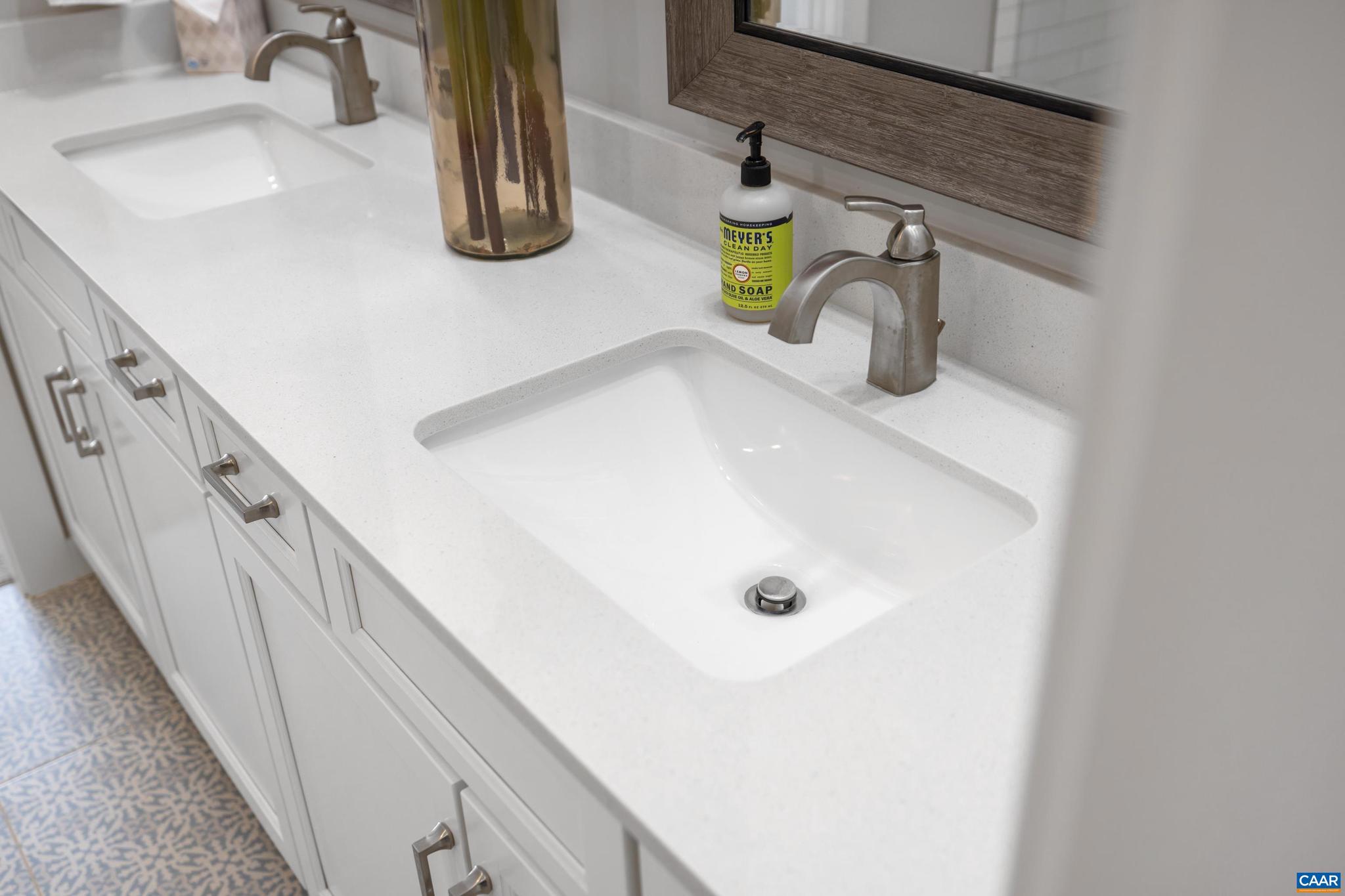 SILVER CREEK - Residential