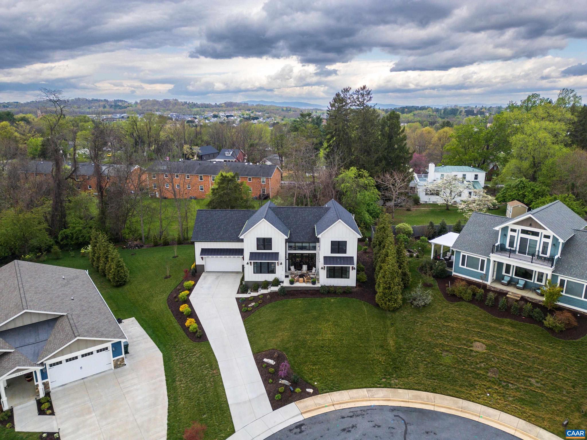 SILVER CREEK - Residential