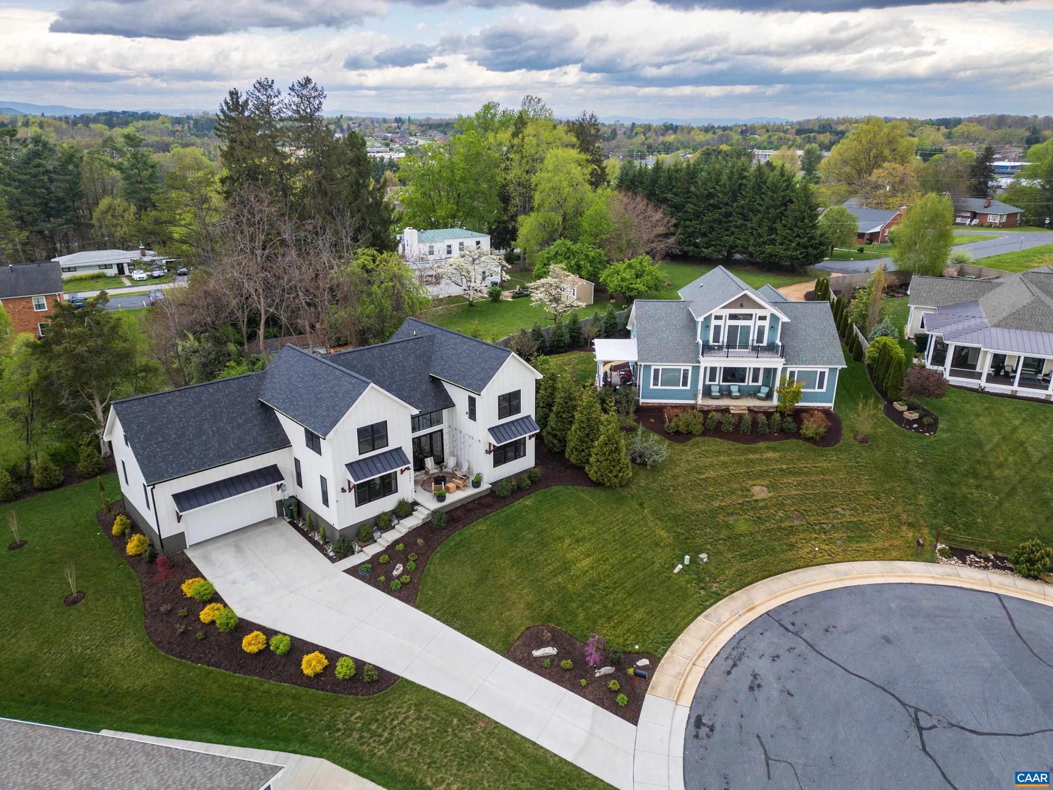 SILVER CREEK - Residential