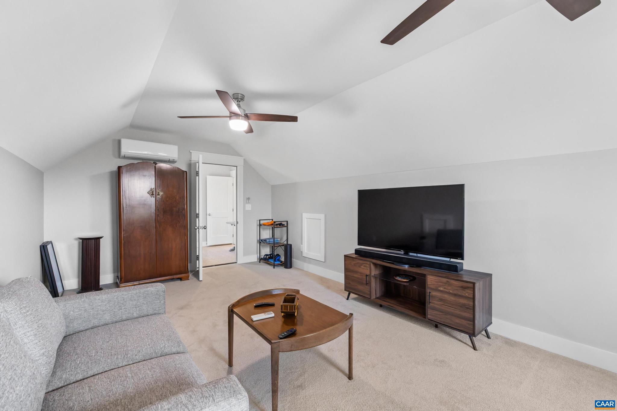 SILVER CREEK - Residential