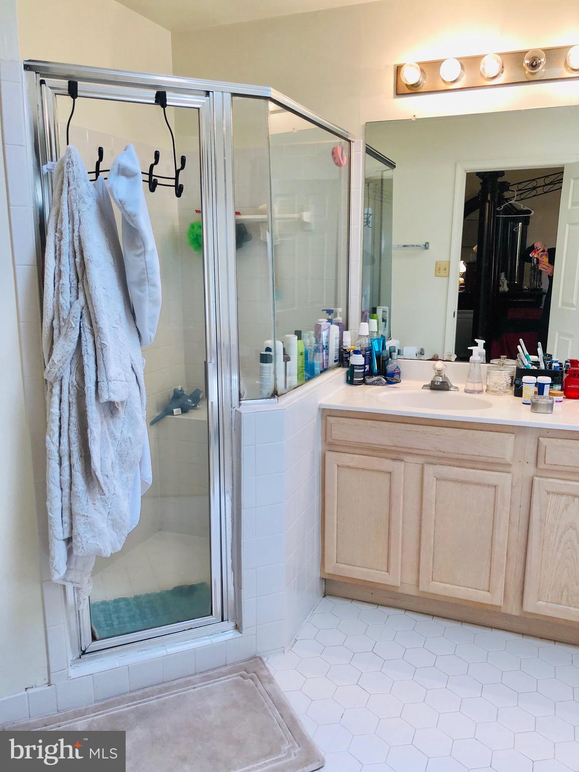 COURTS AT STAFFORD - Residential Lease