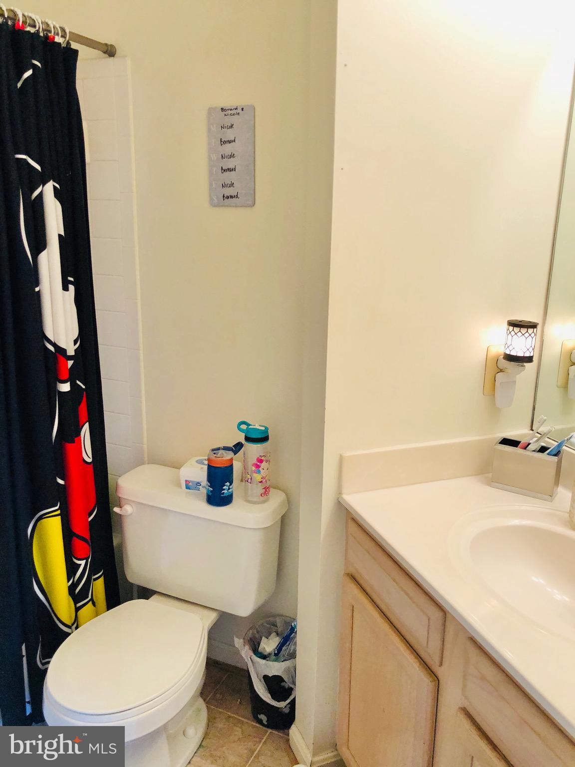 COURTS AT STAFFORD - Residential Lease