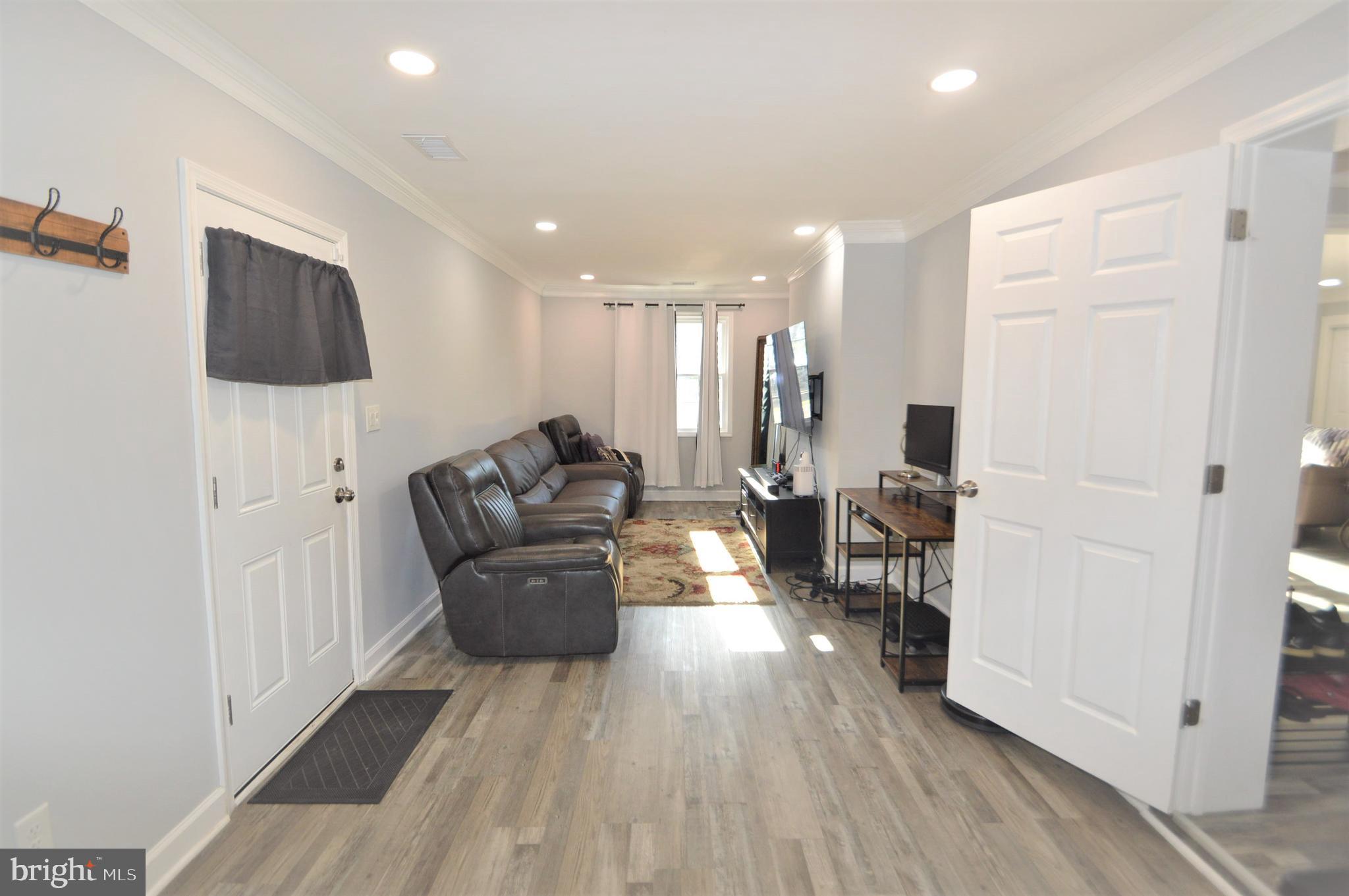 SPRINGFIELD ESTATES - Residential