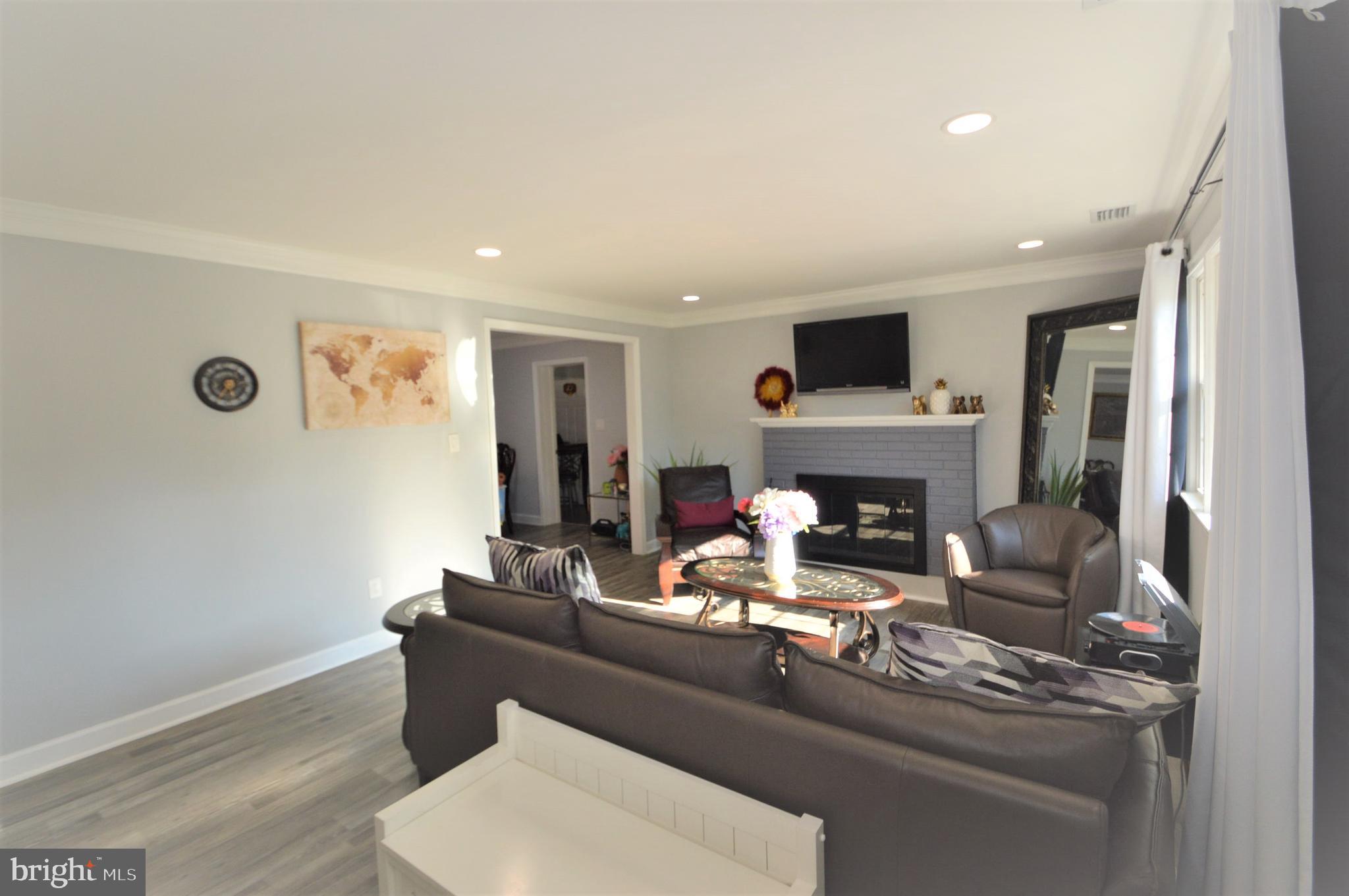 SPRINGFIELD ESTATES - Residential