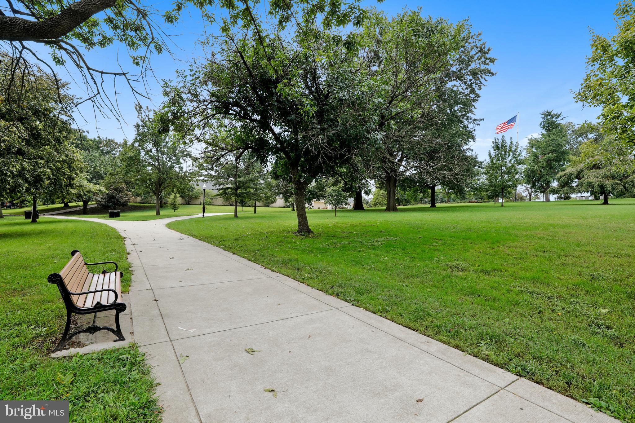 RIVERSIDE - Residential