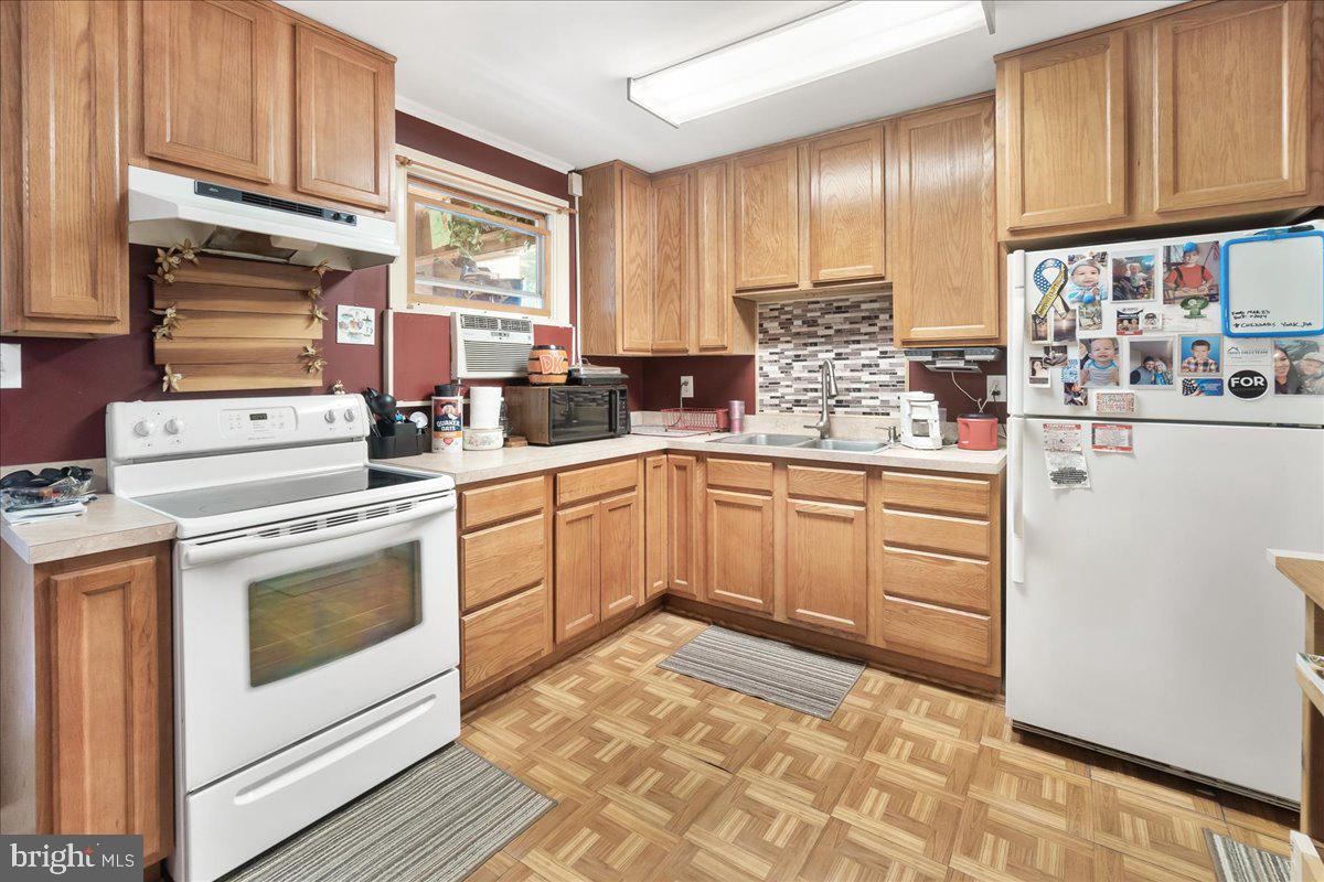 TANEYTOWN VILLAGE - Residential