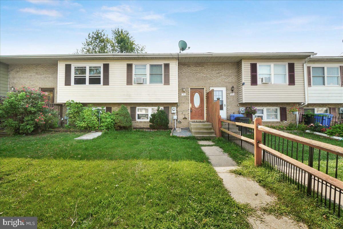 TANEYTOWN VILLAGE - Residential