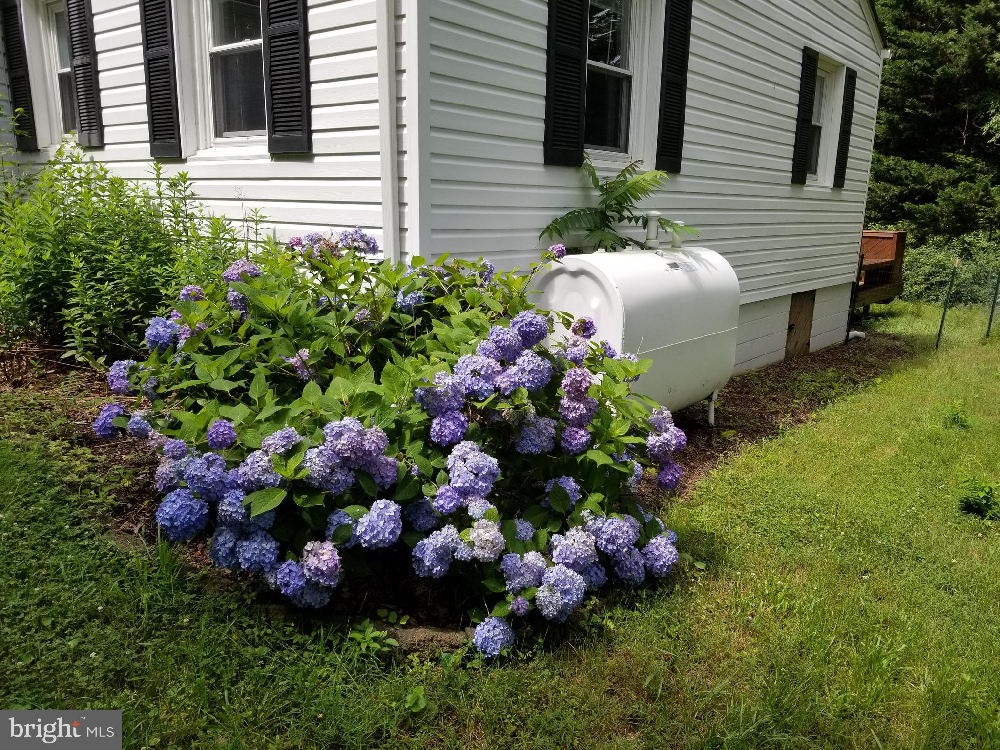 NORTH KEYS ESTATES - Residential Lease