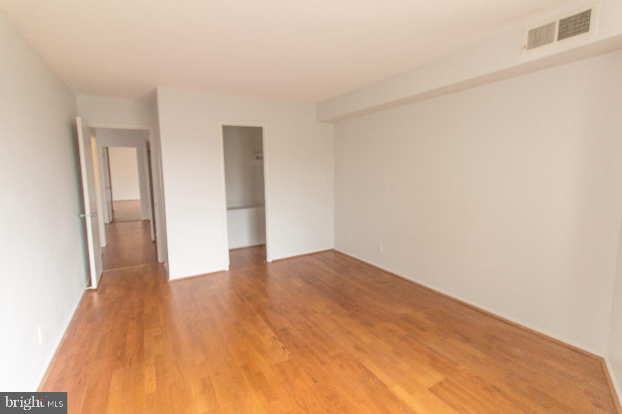 ROTONDA - Residential Lease