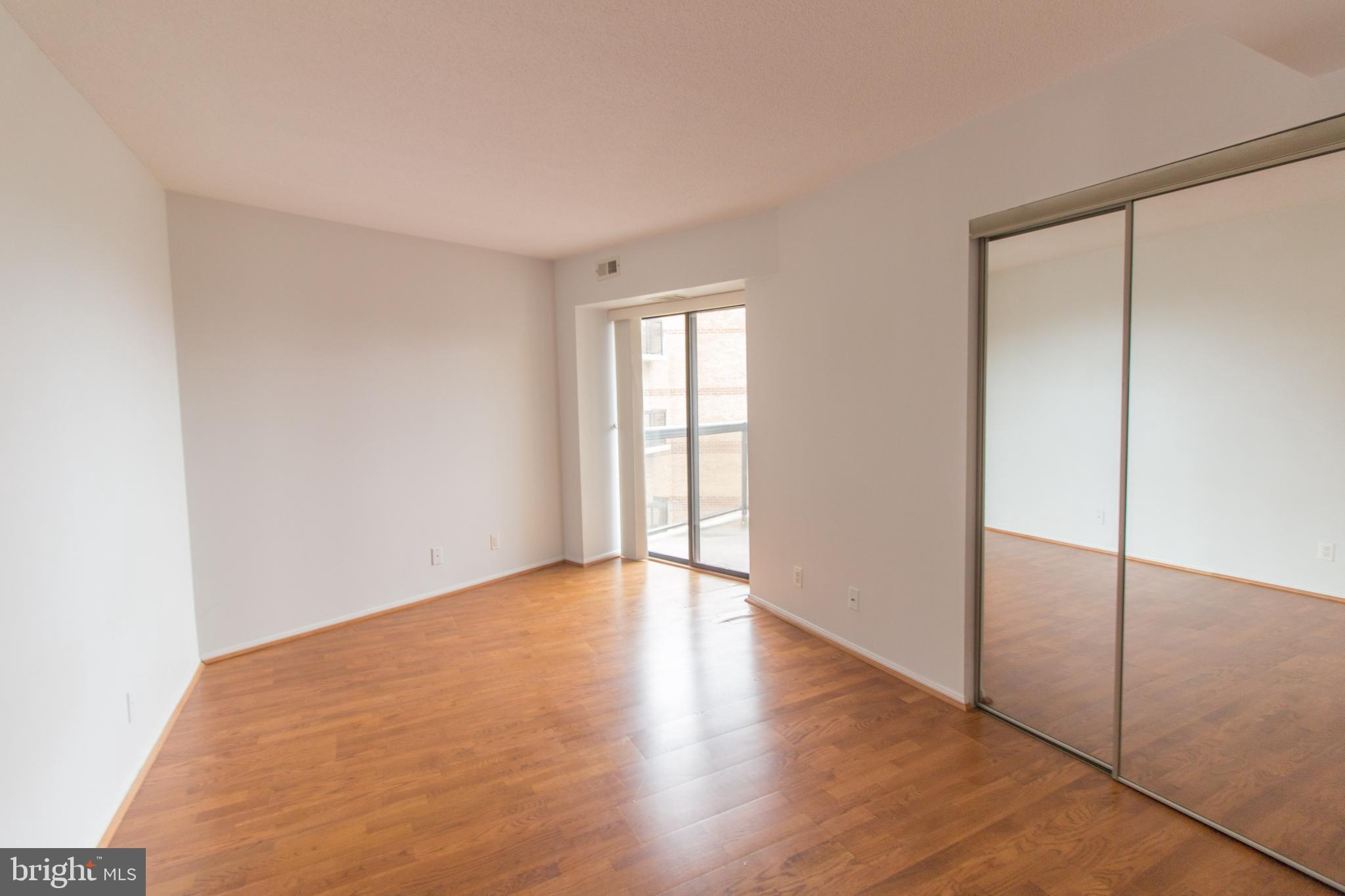 ROTONDA - Residential Lease