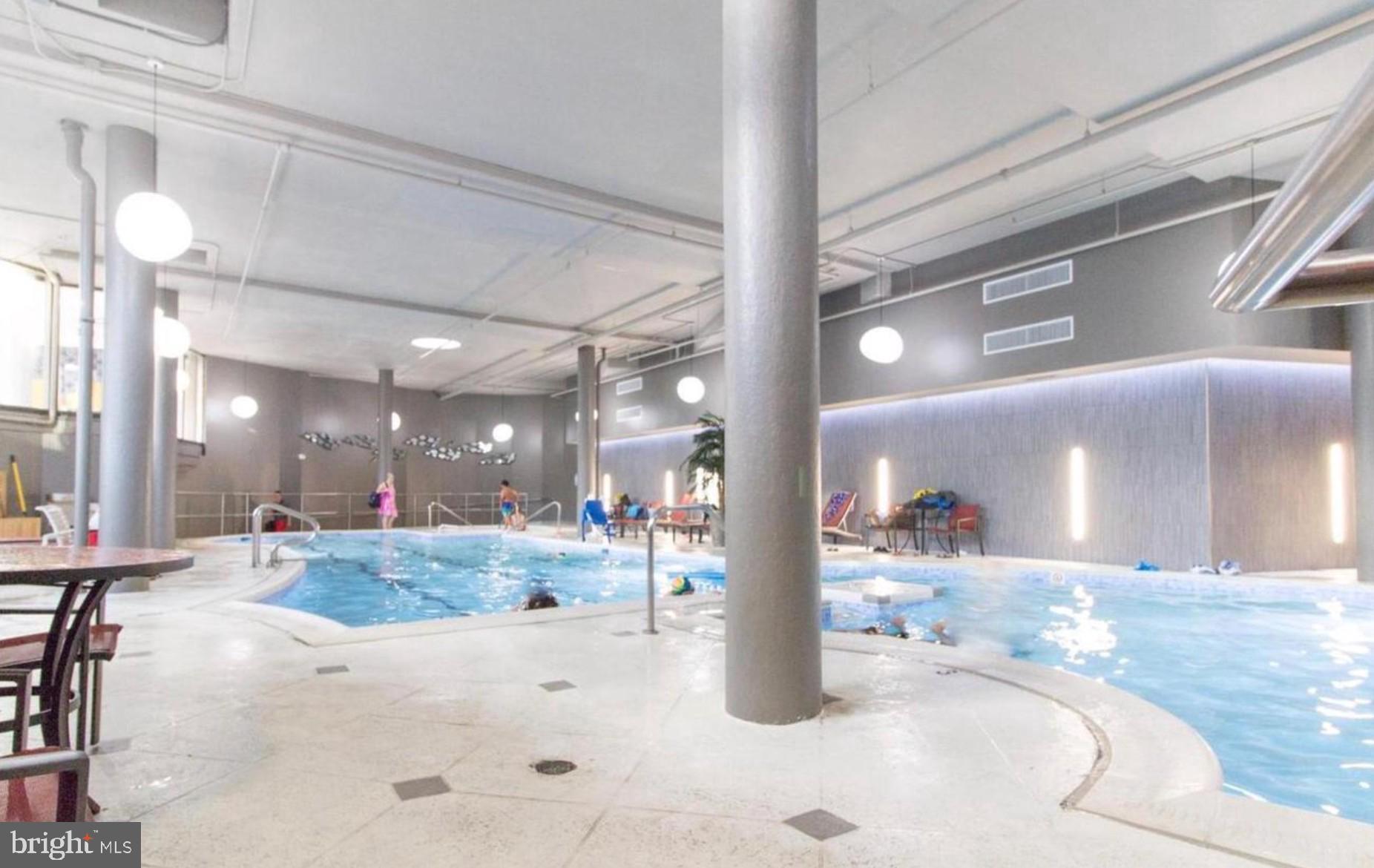 ROTONDA - Residential Lease