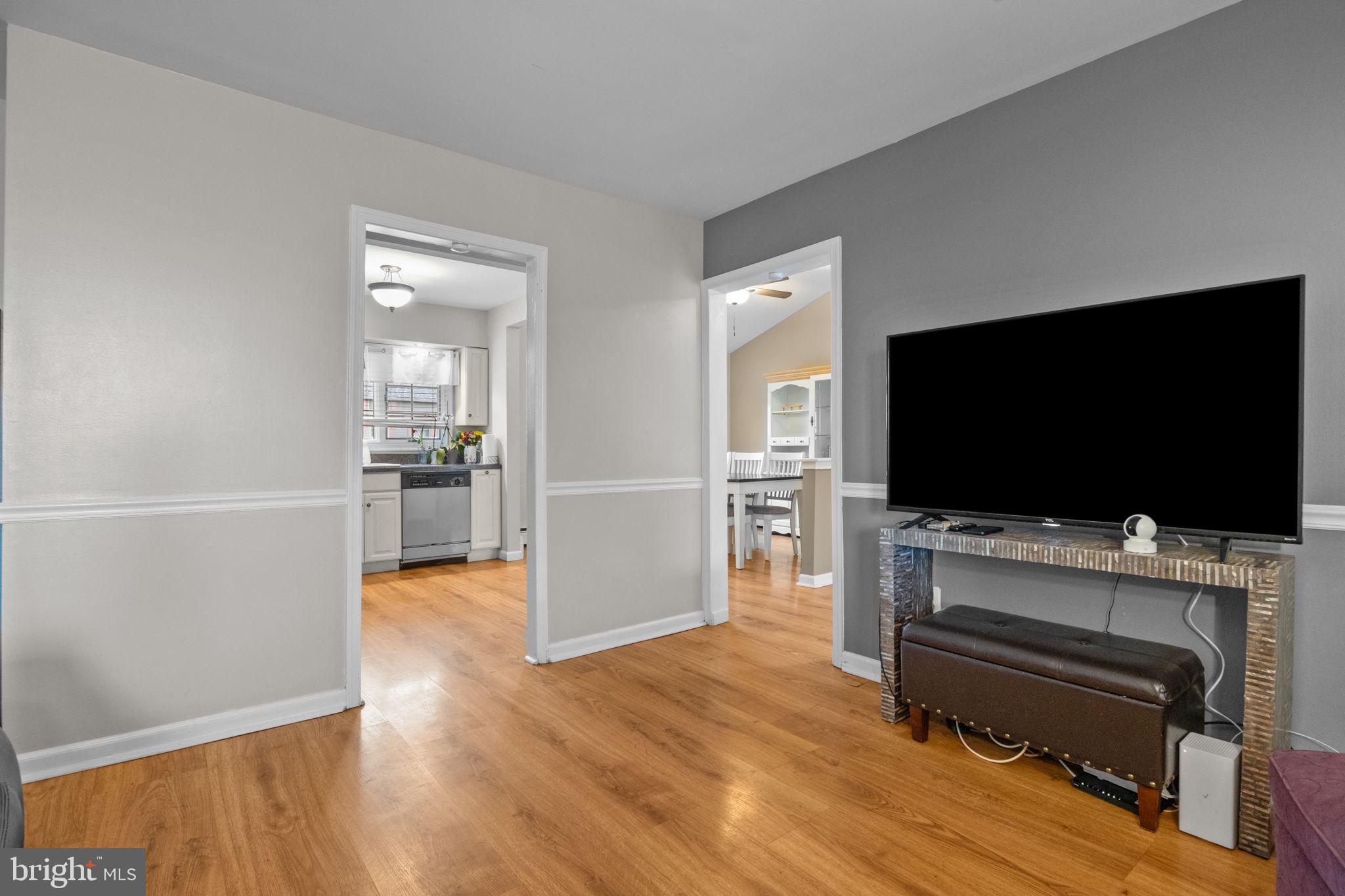 RED CEDAR HILL - Residential