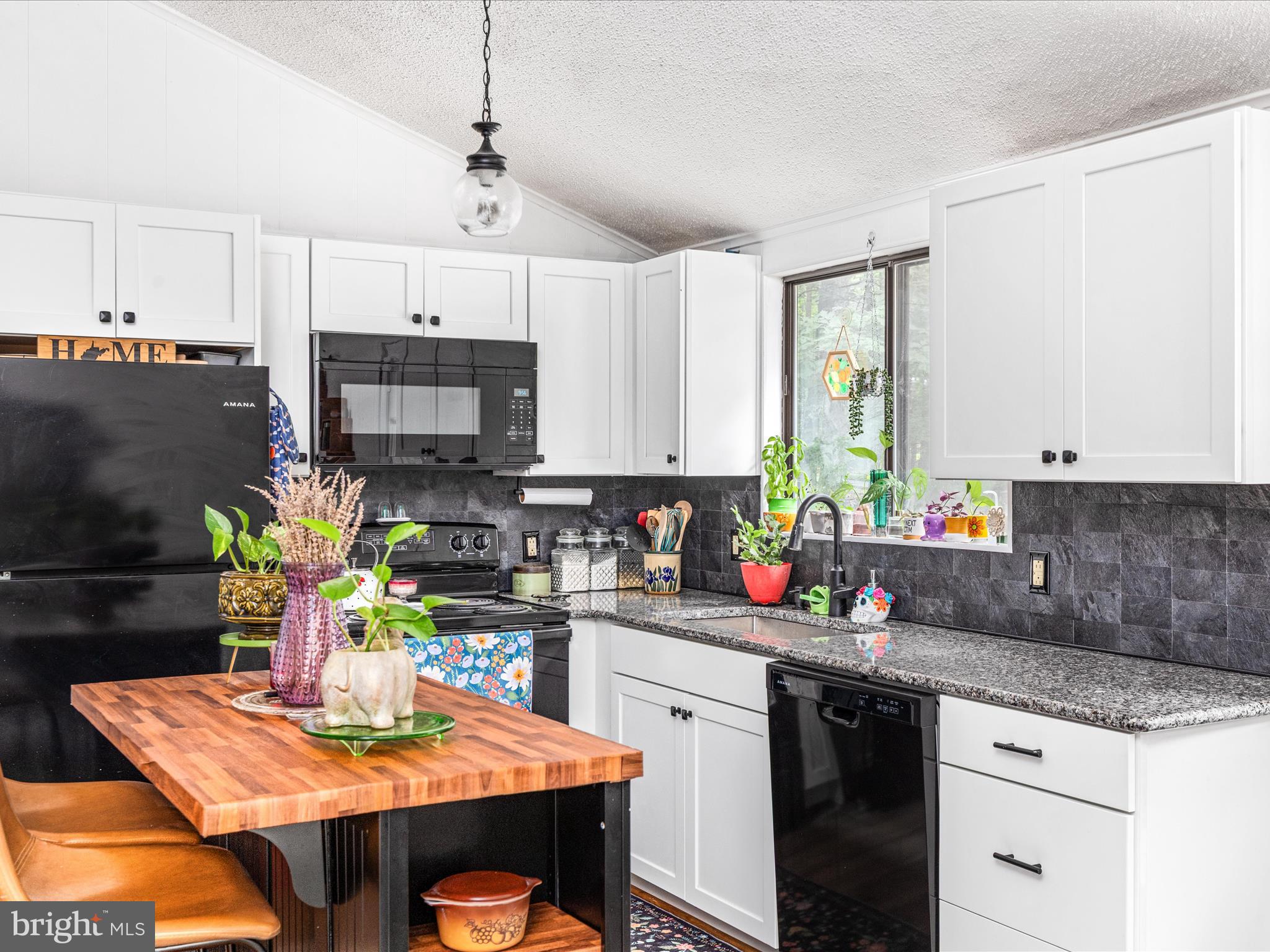 359 CAYUGA TRAIL