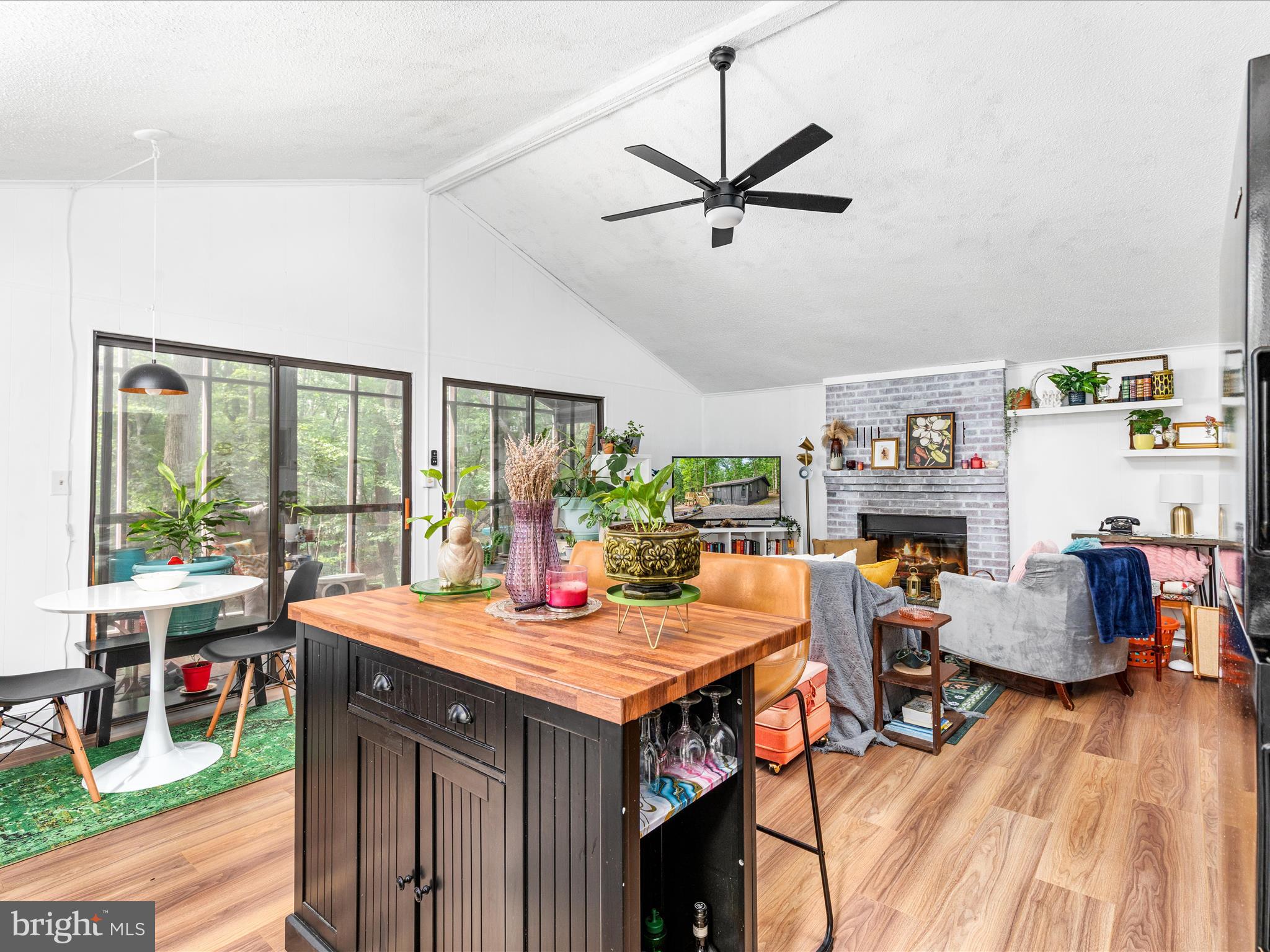 359 CAYUGA TRAIL