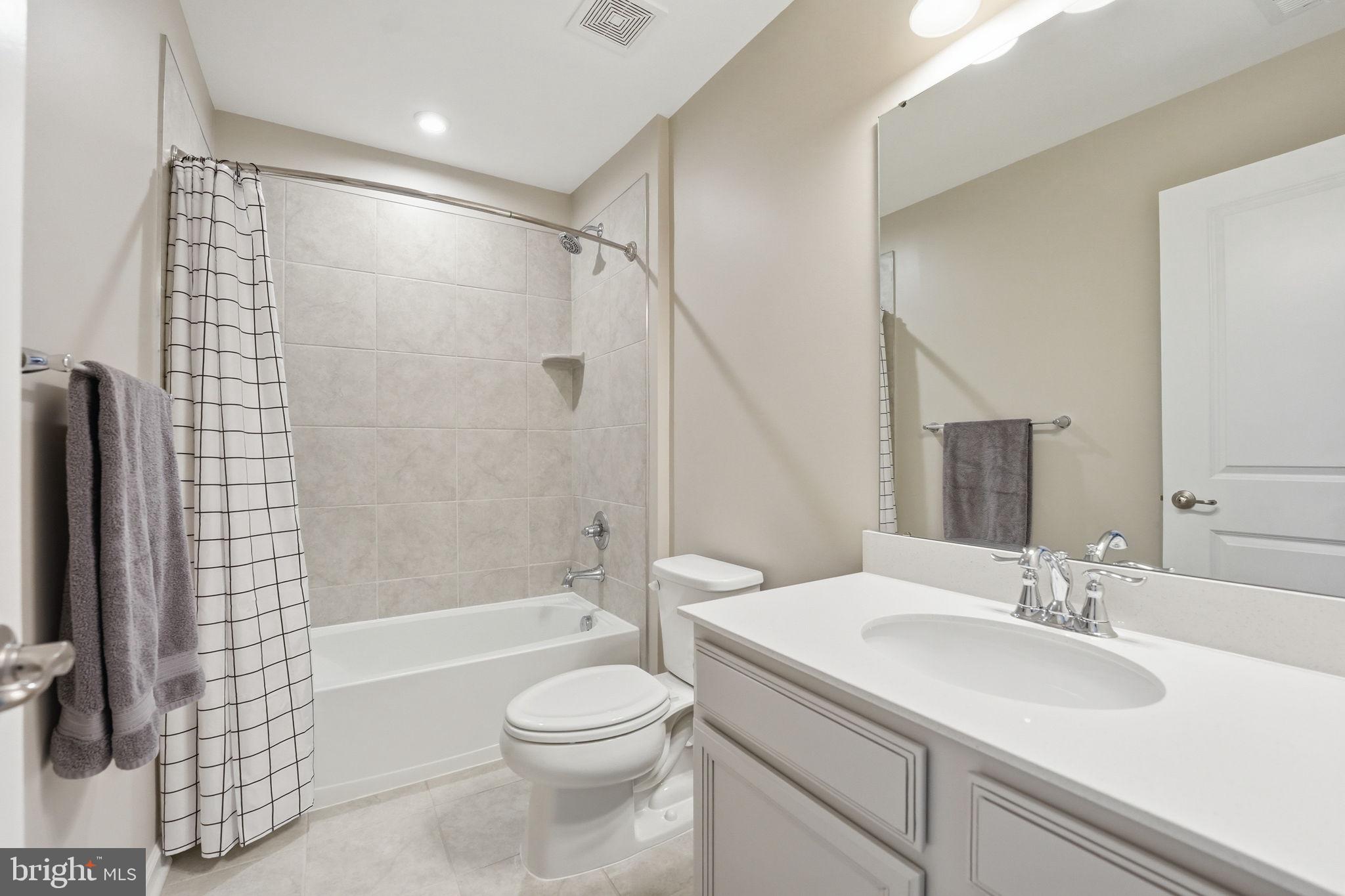 FAWN LAKE - Residential