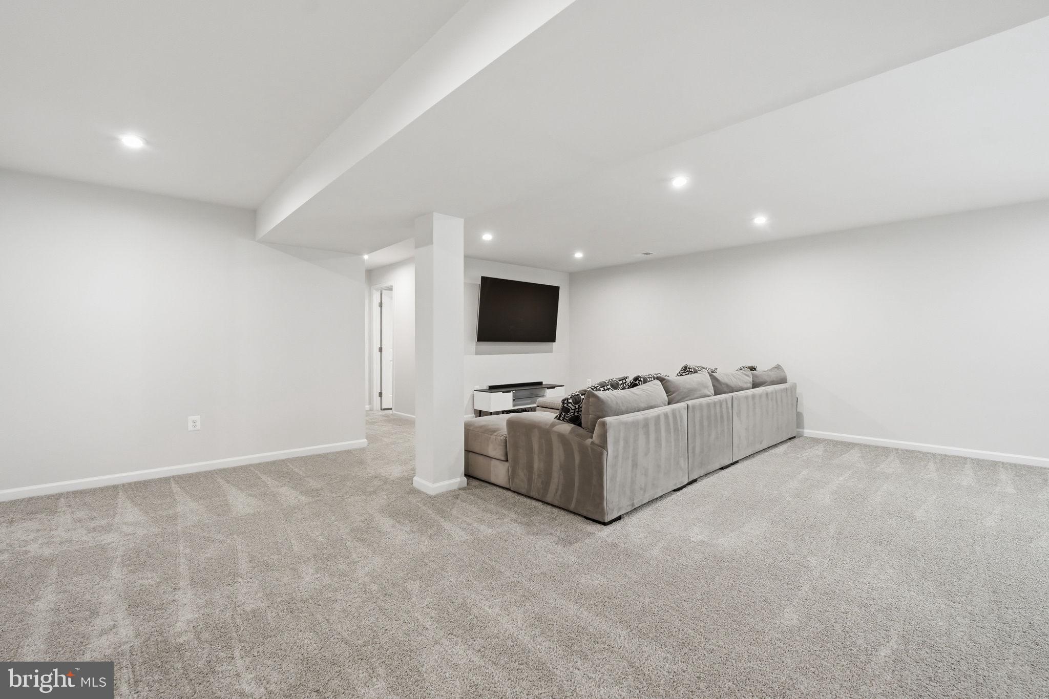 FAWN LAKE - Residential