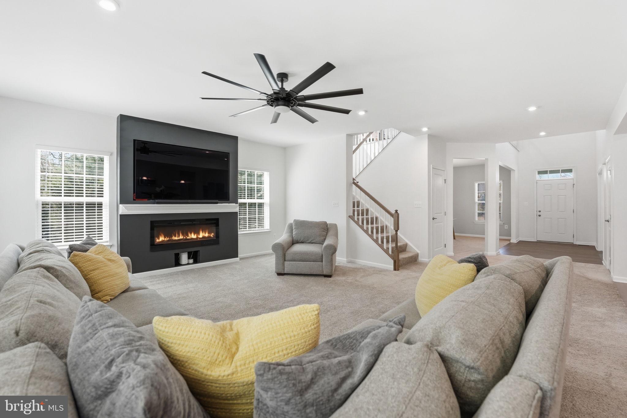 FAWN LAKE - Residential