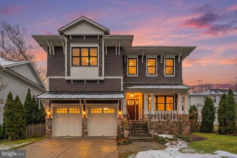 1105 LAKEWOOD DRIVE SW VIENNA VA 22180