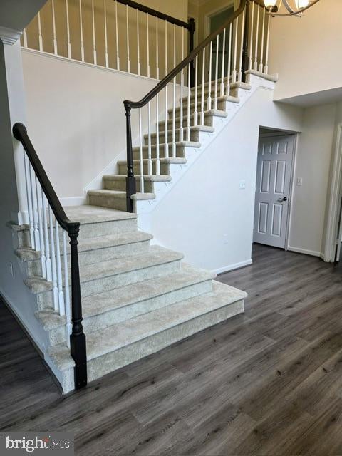 811 AUTUMN BREEZE COURT