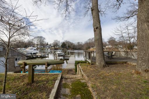 LAUREL ACRES - Residential