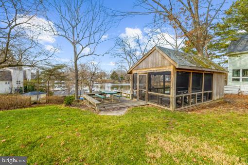 LAUREL ACRES - Residential