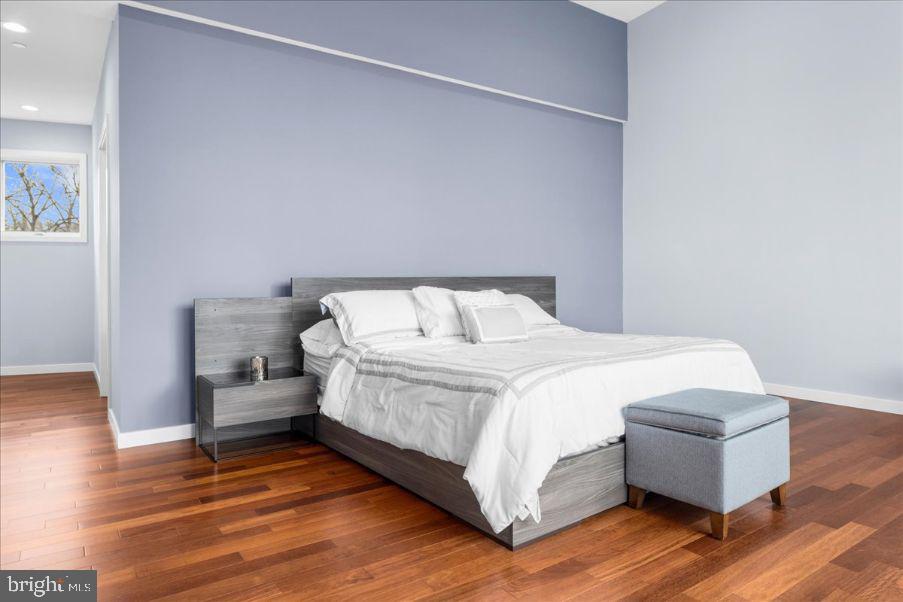 LAUREL ACRES - Residential