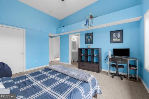 LAUREL ACRES - Residential