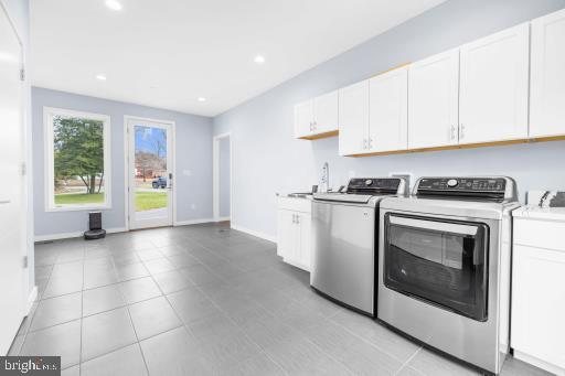 LAUREL ACRES - Residential