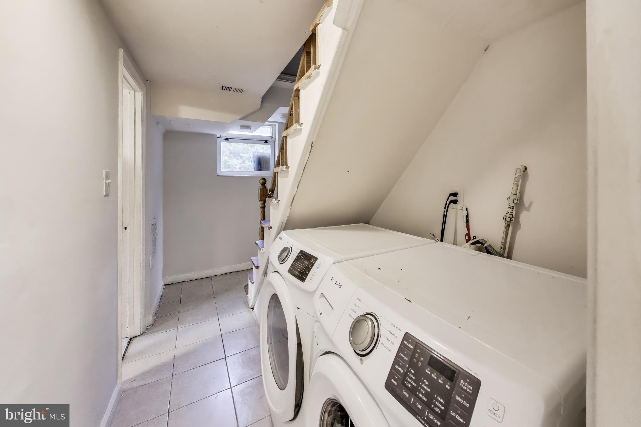 ROGERS HEIGHTS - Residential