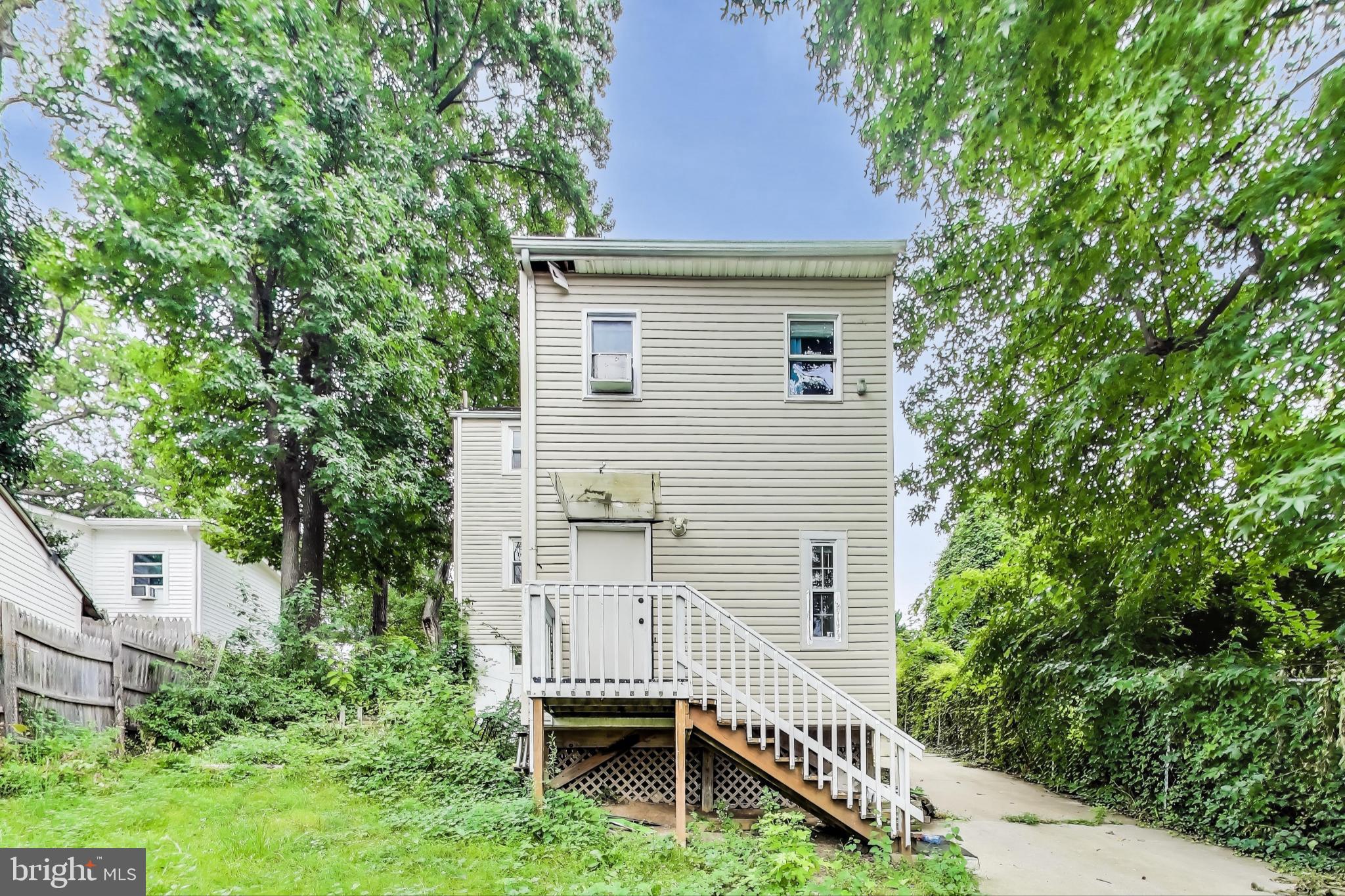 ROGERS HEIGHTS - Residential