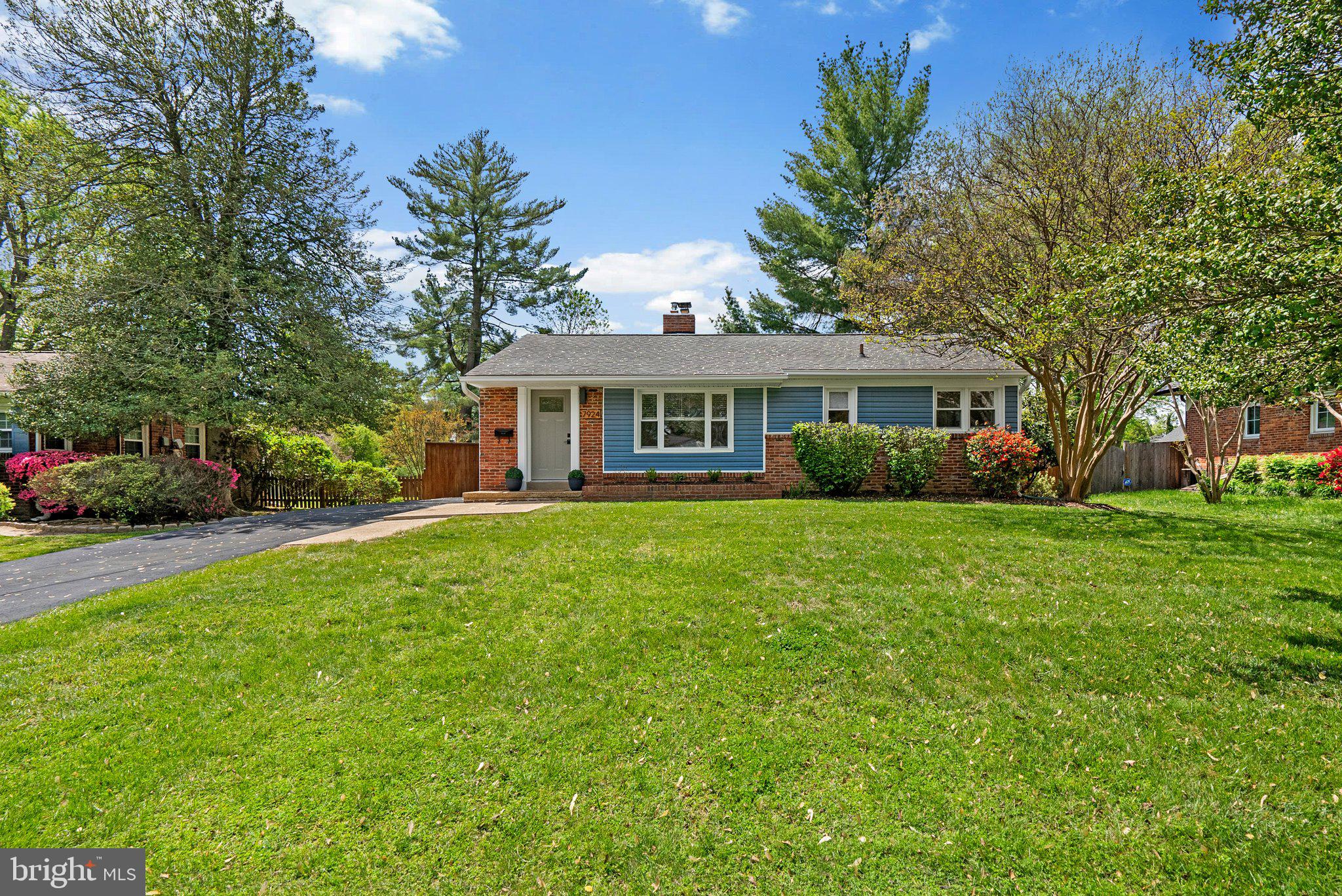 HOLLIN HALL VILLAGE - Residential