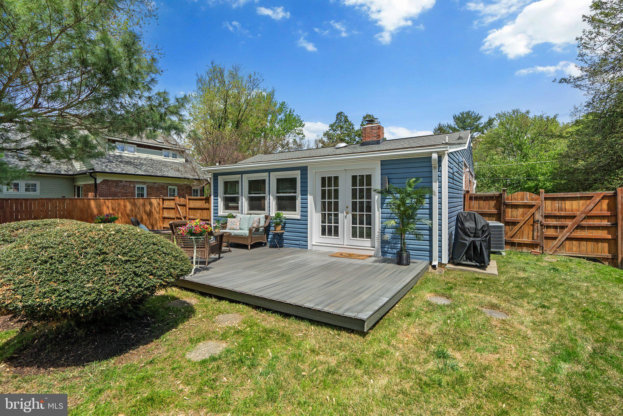 HOLLIN HALL VILLAGE - Residential