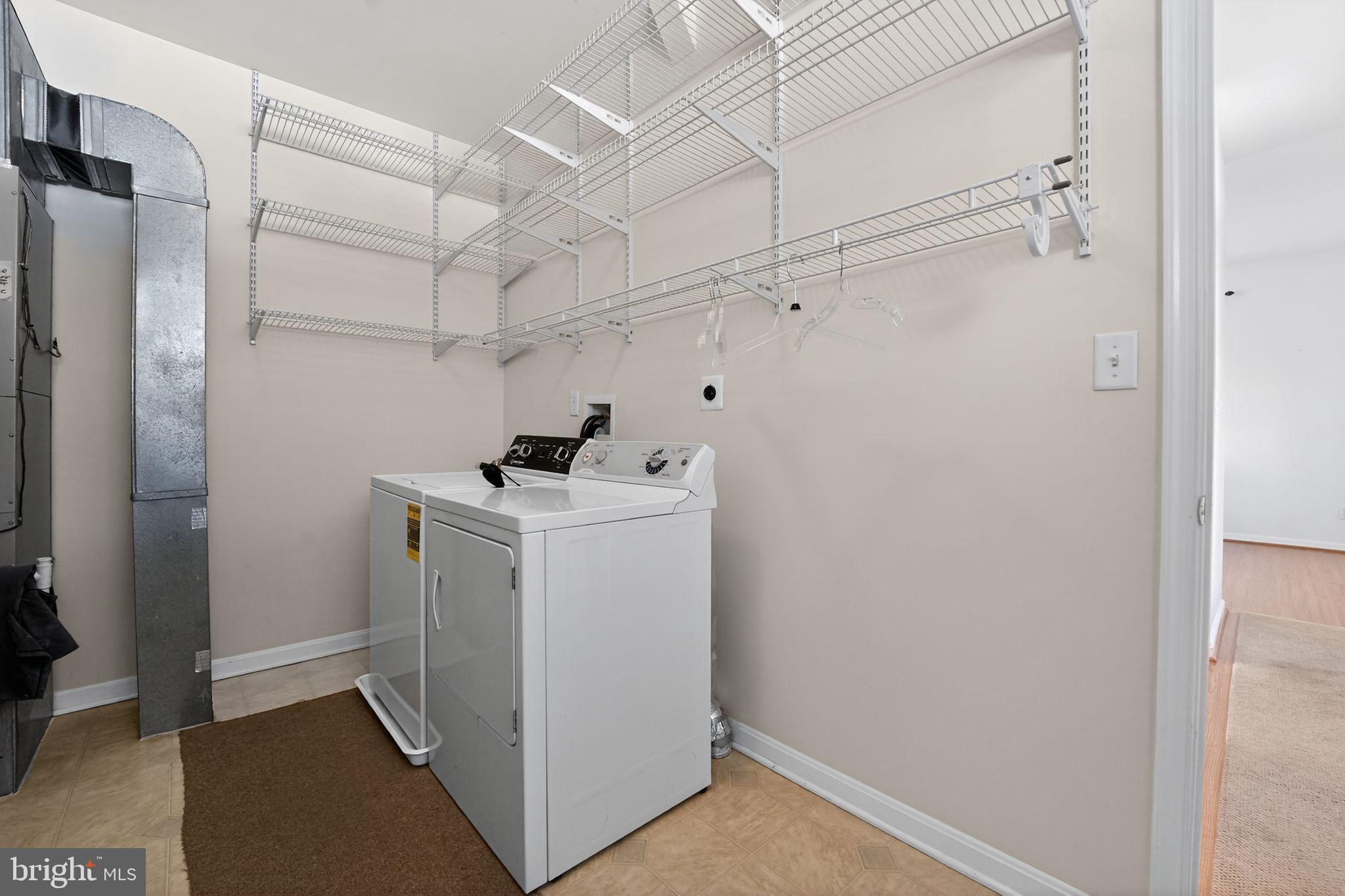 BOWLEYS QUARTERS - Residential