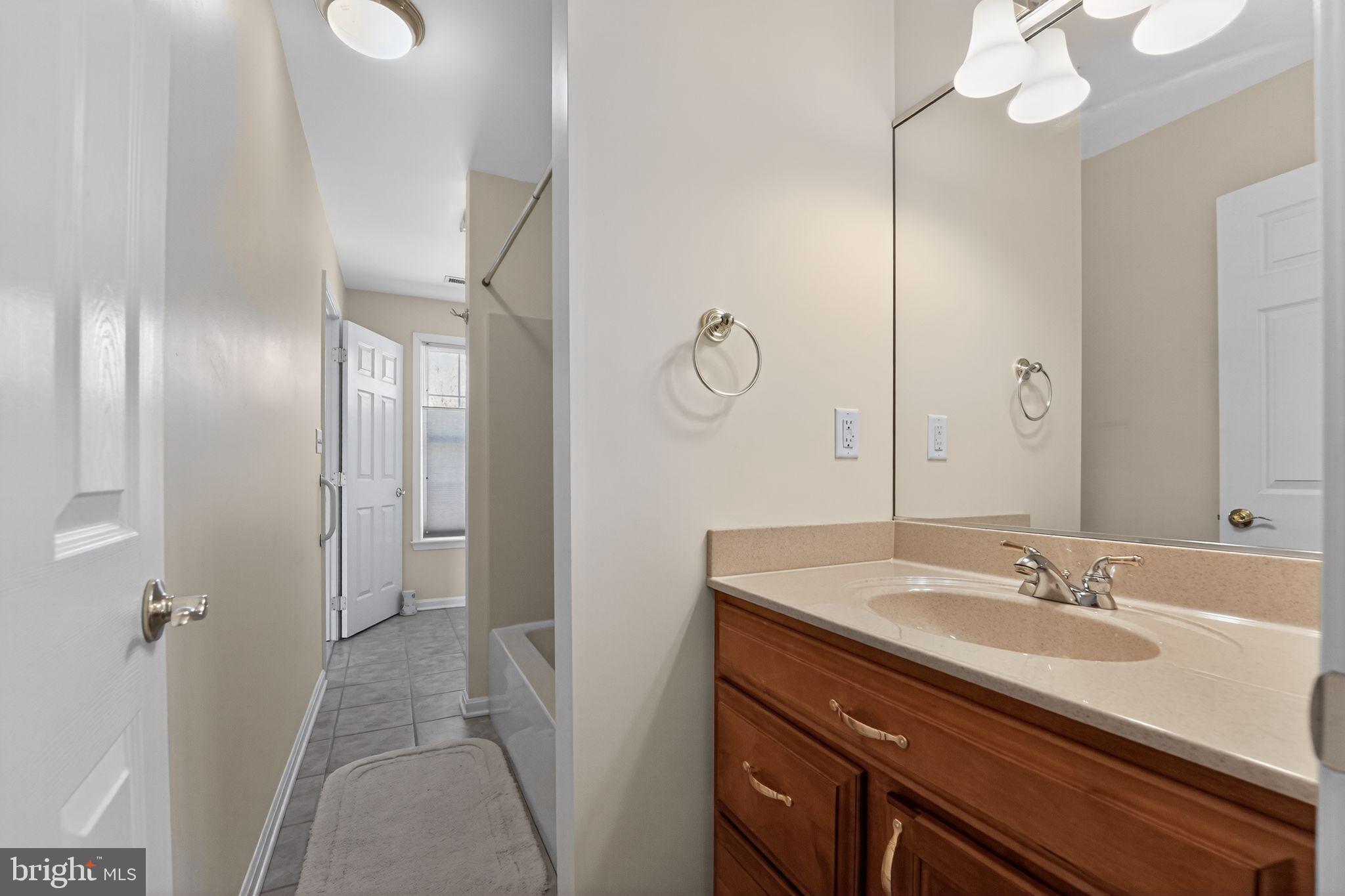 BOWLEYS QUARTERS - Residential