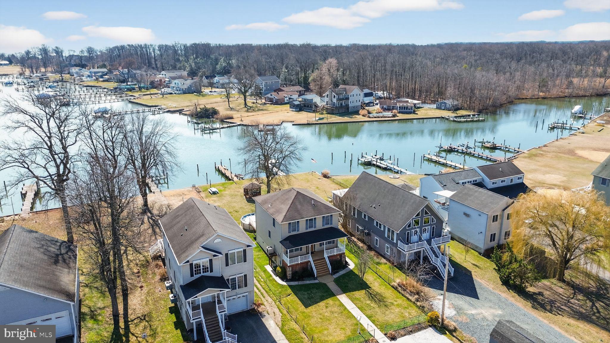 BOWLEYS QUARTERS - Residential