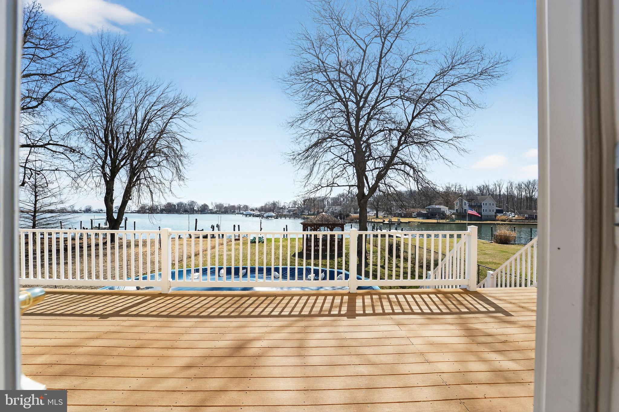 BOWLEYS QUARTERS - Residential