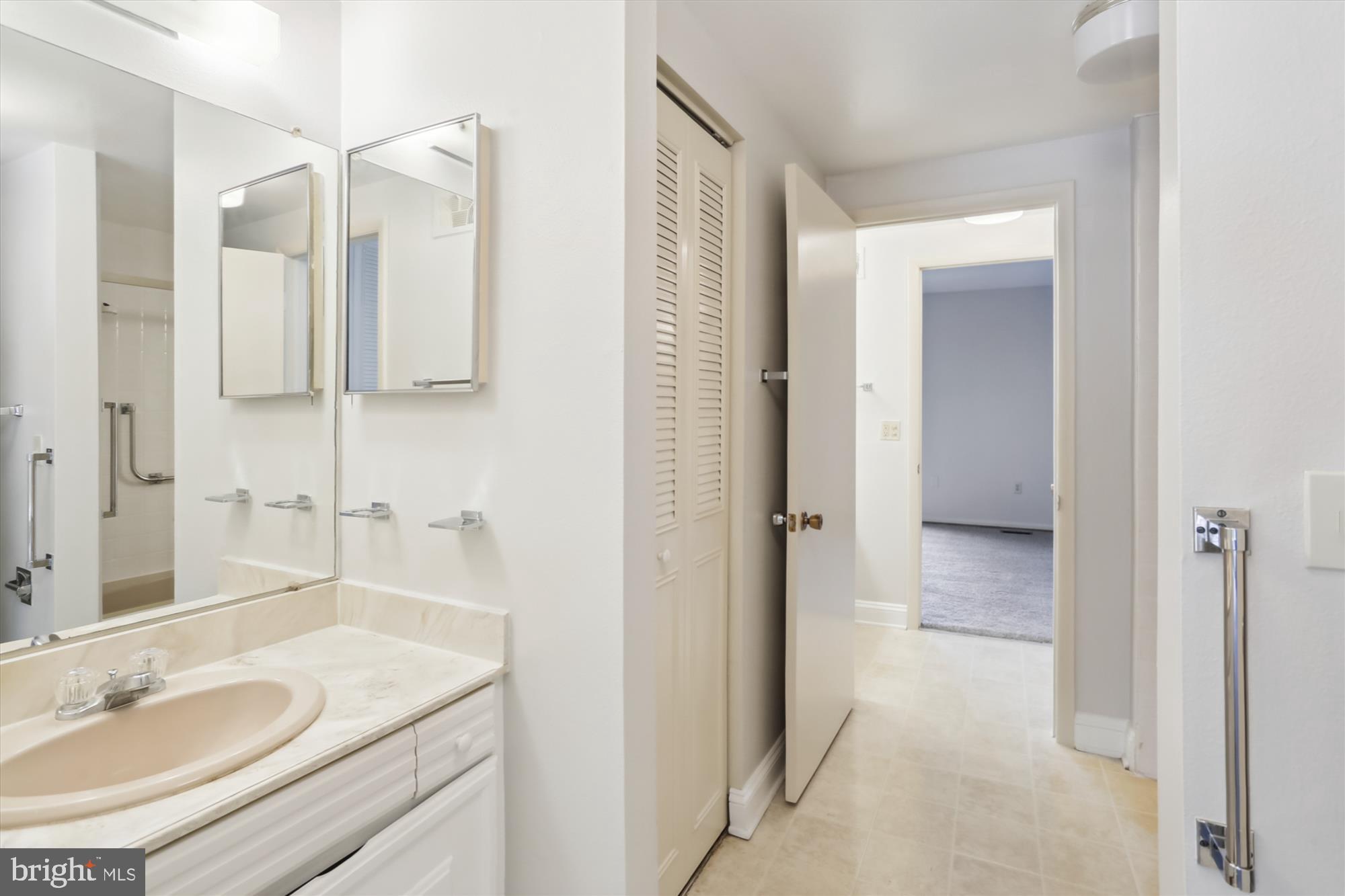 MONTGOMERY MUTUAL - Residential