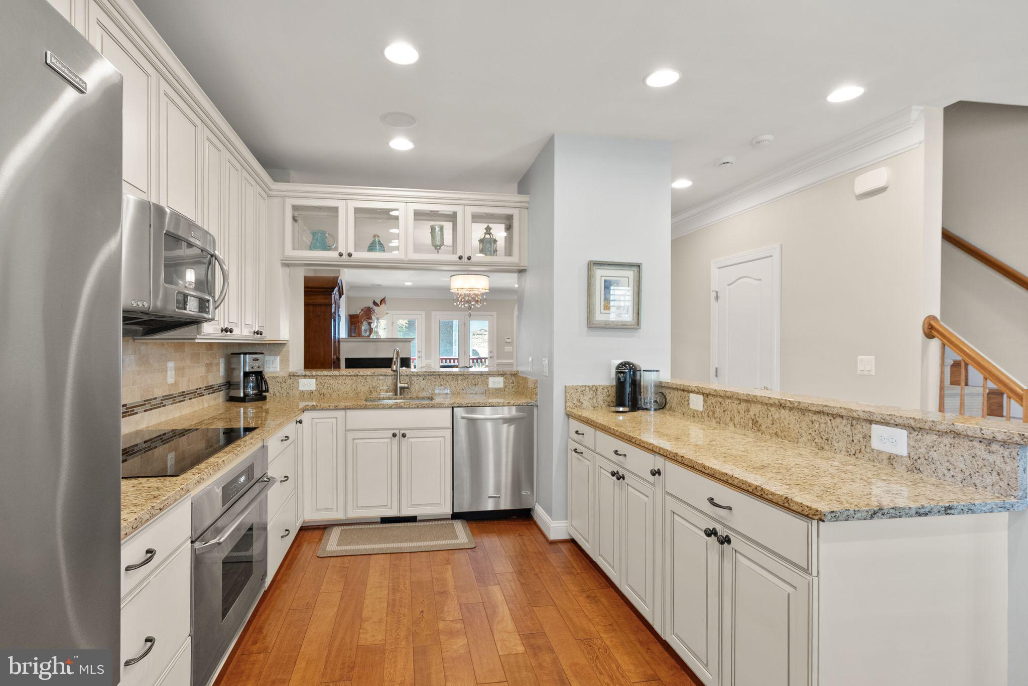 GASLIGHT LANDING - Residential