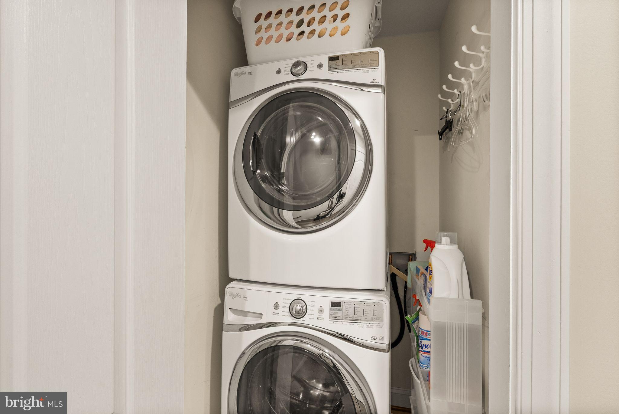 GASLIGHT LANDING - Residential