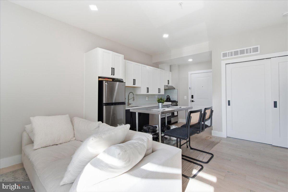 1028 BLADENSBURG ROAD NE 18