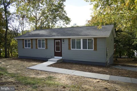 Photo of 13515 Primrose Street, CUMBERLAND, MD 21502 (MLS # MDAL2013938)