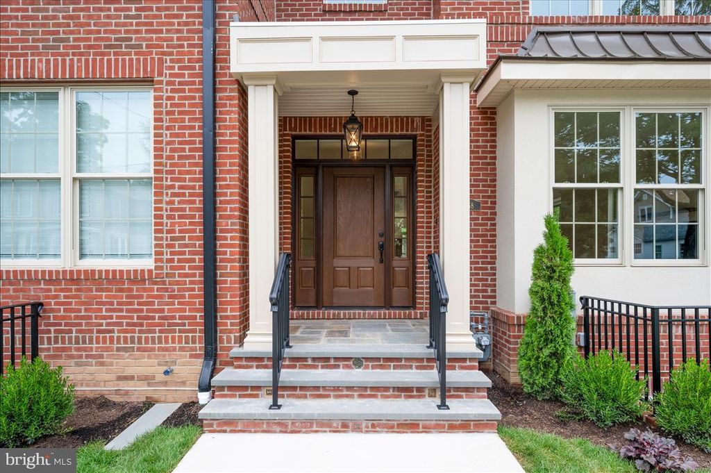 Photo of 268 W Ashland Street, DOYLESTOWN, PA 18901 (MLS # PABU2107148)