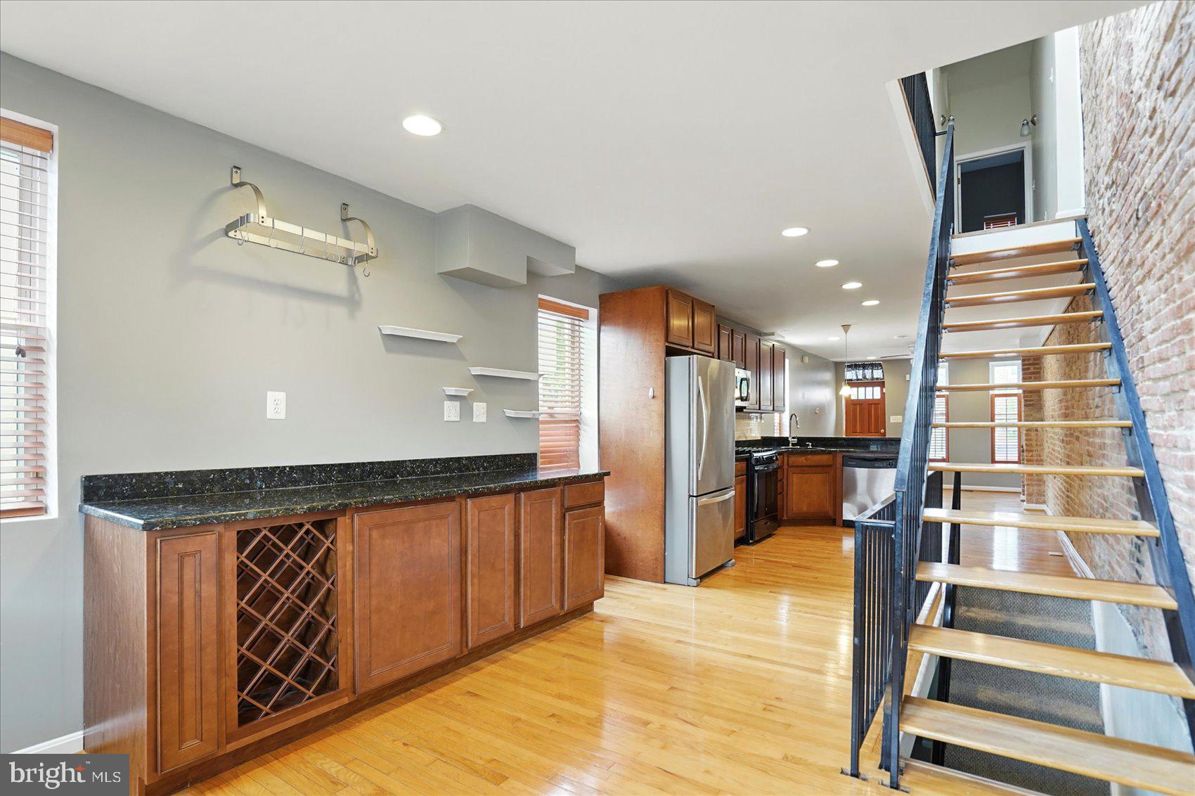 WASHINGTON VILLAGE - Residential