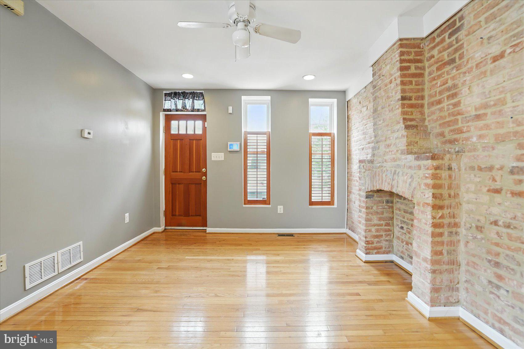 WASHINGTON VILLAGE - Residential