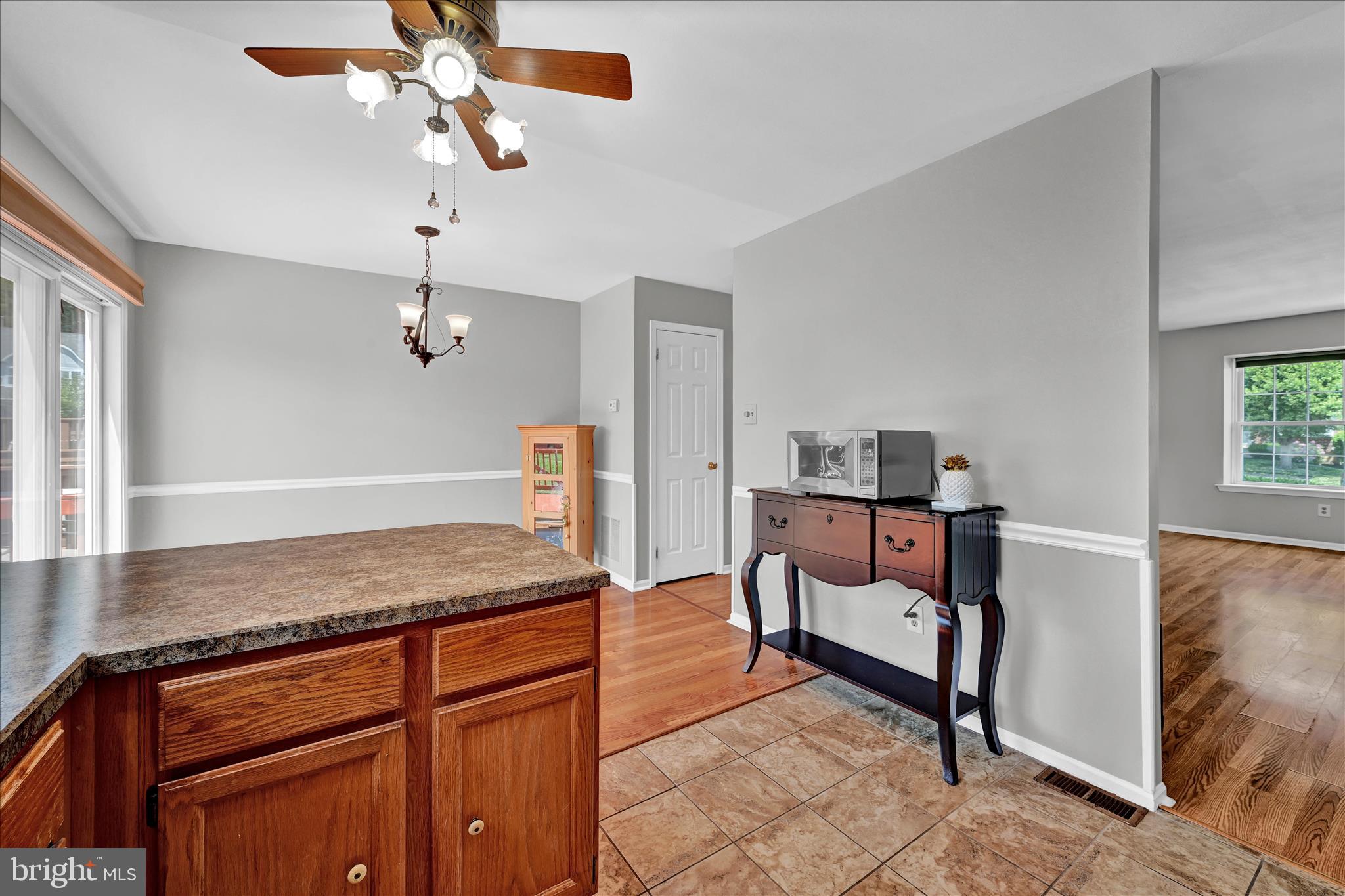 VICTORIA WOODS - Residential