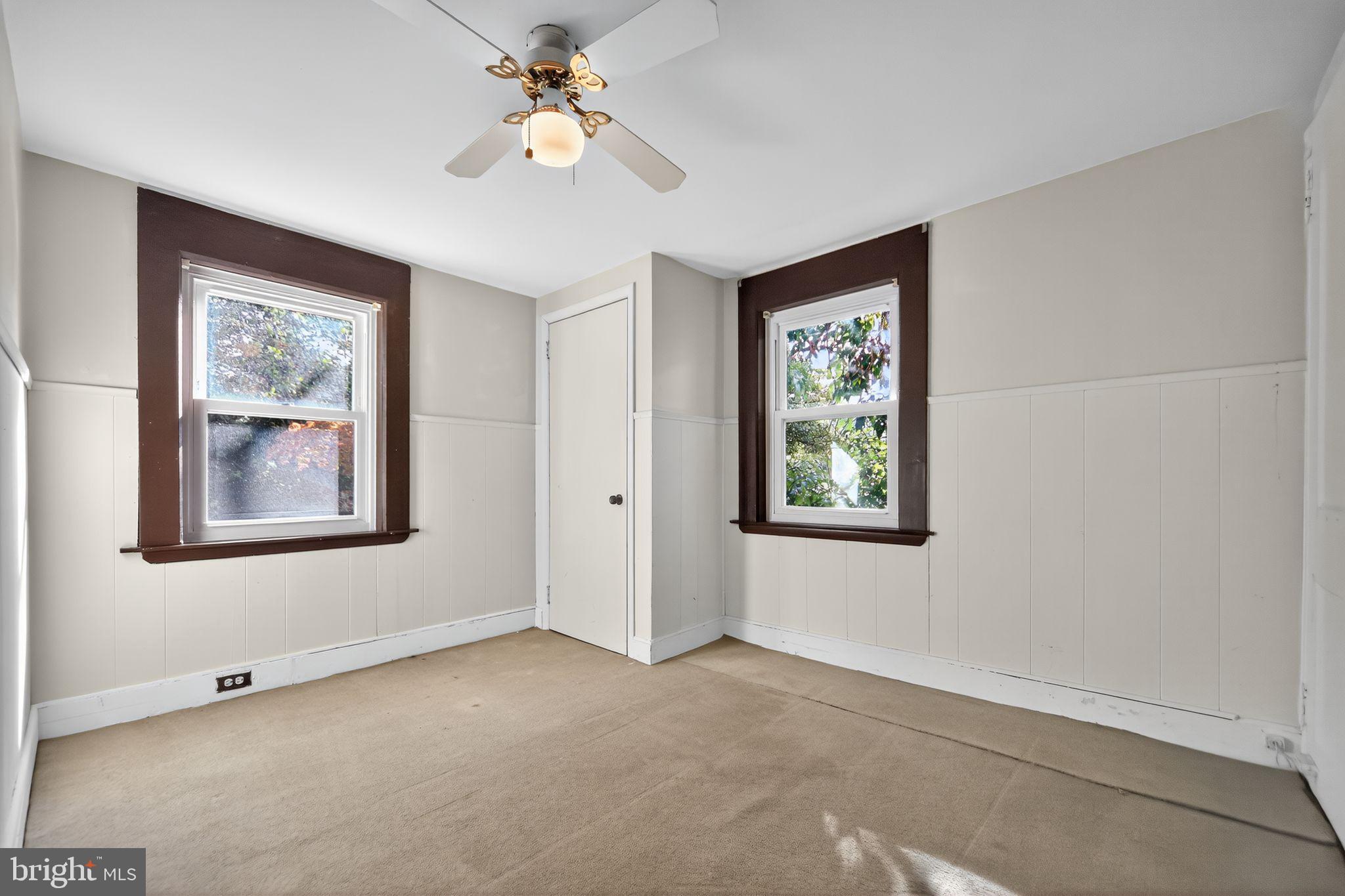 REBEL HILL - Residential